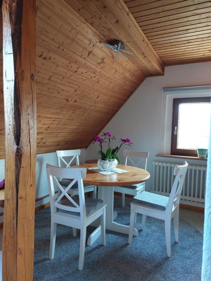 Dachgeschosswohnung Mit Burgblick In Kues Бернкастель-Кюс Экстерьер фото